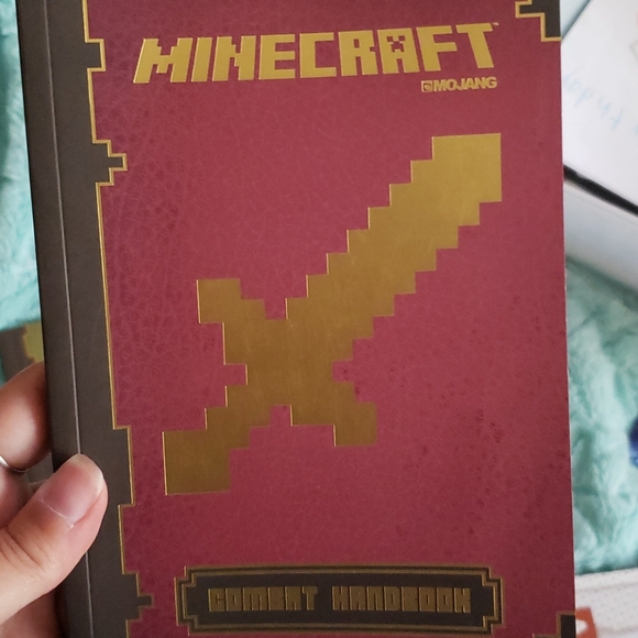 Three Minecraft Books - Picture 3 of 7